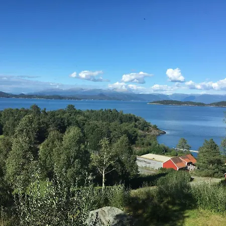 Brandøy Misjons- Og Konferansesenter Gjestgiverier