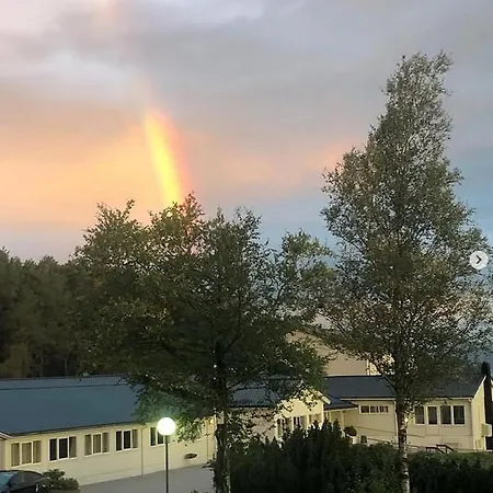 Gjestgiverier Brandøy Misjons- Og Konferansesenter